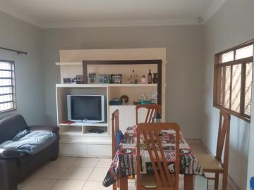 Comprar Casas / Padrão em Ribeirão Preto R$ 400.000,00 - Foto 1