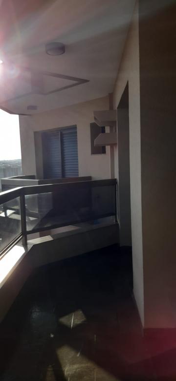 Alugar Apartamentos / Padrão em Ribeirão Preto R$ 1.000,00 - Foto 3