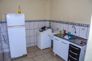 Comprar Casas / Padrão em Ribeirão Preto R$ 300.000,00 - Foto 3