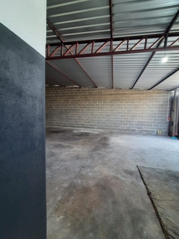 Alugar Comercial / Salão/Galpão/Armazém em Ribeirão Preto R$ 2.500,00 - Foto 3