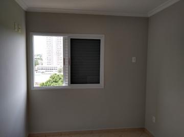 Alugar Apartamentos / Padrão em Ribeirão Preto R$ 850,00 - Foto 4