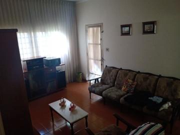 Comprar Casas / Padrão em Ribeirão Preto R$ 650.000,00 - Foto 1