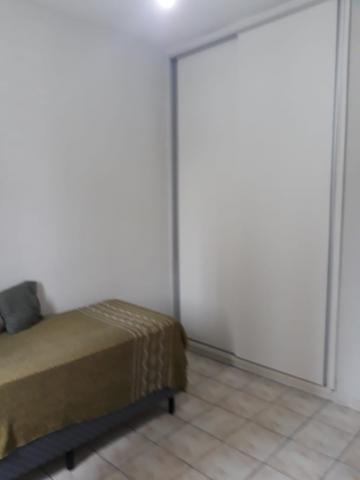Comprar Apartamentos / Padrão em Santos R$ 380.000,00 - Foto 17