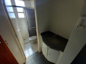 Alugar Apartamentos / Padrão em Ribeirão Preto R$ 750,00 - Foto 5