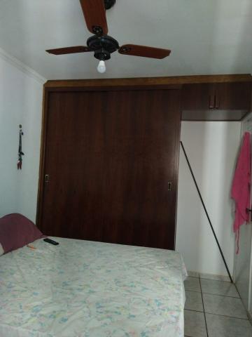 Comprar Apartamentos / Padrão em Ribeirão Preto R$ 240.000,00 - Foto 4