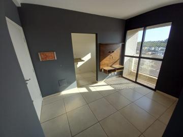 Alugar Apartamentos / Padrão em Bonfim Paulista R$ 800,00 - Foto 3
