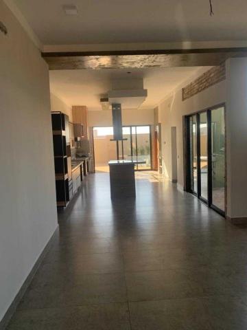 imagem 1 - Casa térrea de 195m² com 03 suítes para locação em condomínio - Vila do Golf imagem 1 - Casa térrea de 195m² com 03 suítes para locação em condomínio - Vila do Golf