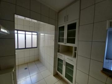 Alugar Apartamentos / Padrão em Ribeirão Preto R$ 900,00 - Foto 4