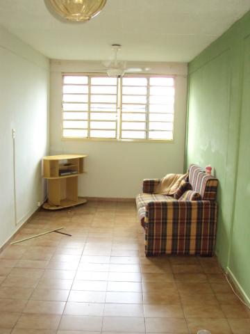 Alugar Apartamentos / Padrão em Ribeirão Preto R$ 593,00 - Foto 1