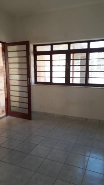 Comprar Casas / Padrão em Ribeirão Preto R$ 270.000,00 - Foto 1