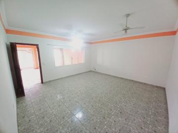 Alugar Casas / Padrão em Ribeirão Preto R$ 2.000,00 - Foto 1