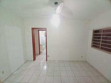 Alugar Apartamentos / Padrão em Ribeirão Preto R$ 650,00 - Foto 2