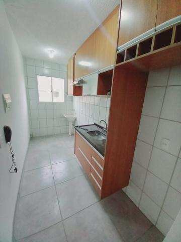 Alugar Apartamentos / Padrão em Ribeirão Preto R$ 630,00 - Foto 3