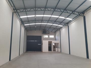 imagem 2 - Galpão de 200 m² com portão entrada para carretas para locação - Parque Anhanguera imagem 2 - Galpão de 200 m² com portão entrada para carretas para locação - Parque Anhanguera