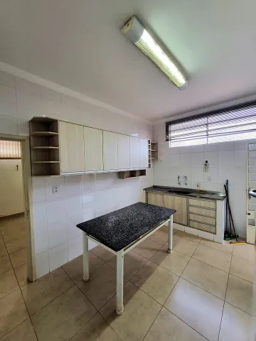 Alugar Casas / Padrão em Ribeirão Preto R$ 2.600,00 - Foto 8