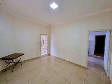 Alugar Casas / Padrão em Ribeirão Preto R$ 2.600,00 - Foto 11