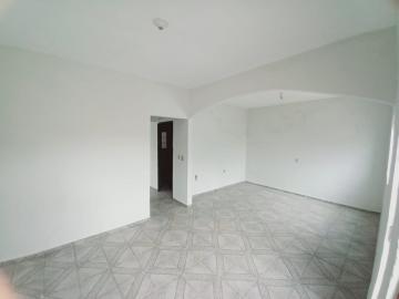 Alugar Casas / Padrão em Ribeirão Preto R$ 700,00 - Foto 3