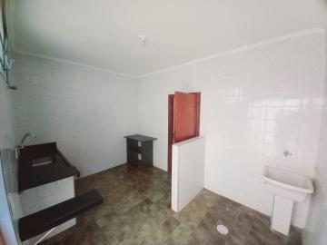 Alugar Casas / Padrão em Ribeirão Preto R$ 1.600,00 - Foto 16