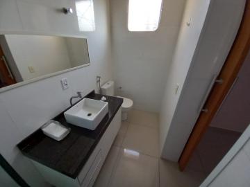 Alugar Apartamentos / Padrão em Ribeirão Preto R$ 1.350,00 - Foto 16