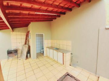 Alugar Casas / Padrão em Ribeirão Preto R$ 2.000,00 - Foto 18