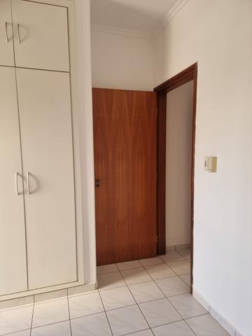 Comprar Apartamentos / Padrão em Ribeirão Preto R$ 212.000,00 - Foto 6