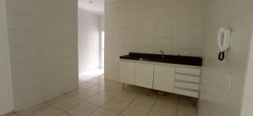 Alugar Apartamentos / Padrão em Ribeirão Preto R$ 1.700,00 - Foto 9