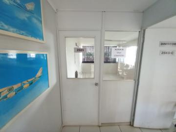 Alugar Comercial / Salão / Galpão em Ribeirão Preto R$ 1.550,00 - Foto 5