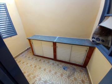 Alugar Casas / Padrão em Ribeirão Preto R$ 1.900,00 - Foto 15