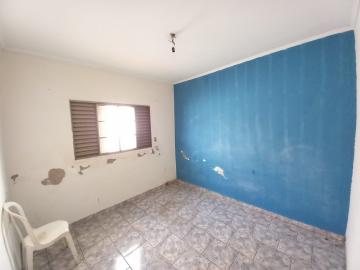 Alugar Casas / Padrão em Ribeirão Preto R$ 1.400,00 - Foto 4