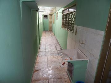 Alugar Casas / Padrão em Ribeirão Preto R$ 1.800,00 - Foto 18