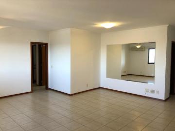 Apartamentos / Padrão em Ribeirão Preto 