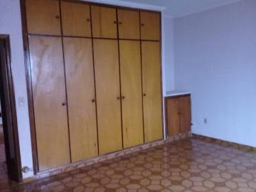 Comprar Casas / Padrão em Ribeirão Preto R$ 460.000,00 - Foto 1