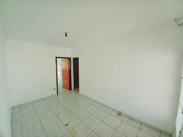 Alugar Casas / Padrão em Ribeirão Preto R$ 1.100,00 - Foto 2
