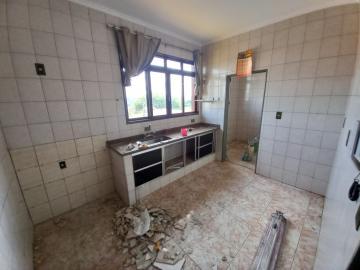 Alugar Apartamentos / Padrão em Ribeirão Preto R$ 1.700,00 - Foto 5