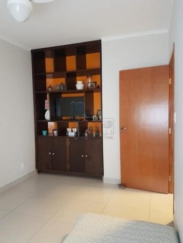 Alugar Apartamentos / Padrão em Ribeirão Preto R$ 800,00 - Foto 2