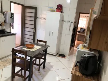 Comprar Casas / Padrão em Ribeirão Preto R$ 488.000,00 - Foto 3