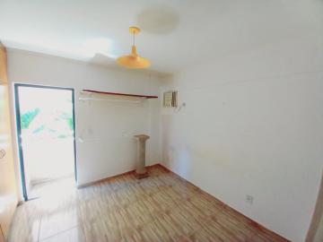 Alugar Apartamentos / Padrão em Ribeirão Preto R$ 900,00 - Foto 4