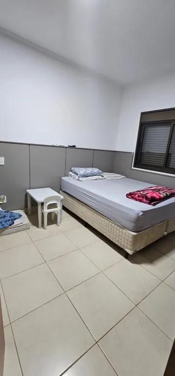 Alugar Apartamentos / Padrão em Ribeirão Preto R$ 2.000,00 - Foto 16