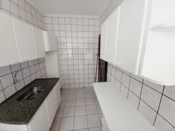 Alugar Apartamentos / Padrão em Ribeirão Preto R$ 850,00 - Foto 4