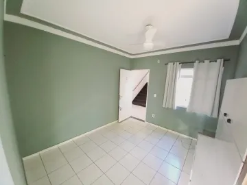 Alugar Apartamentos / Padrão em Ribeirão Preto R$ 750,00 - Foto 1