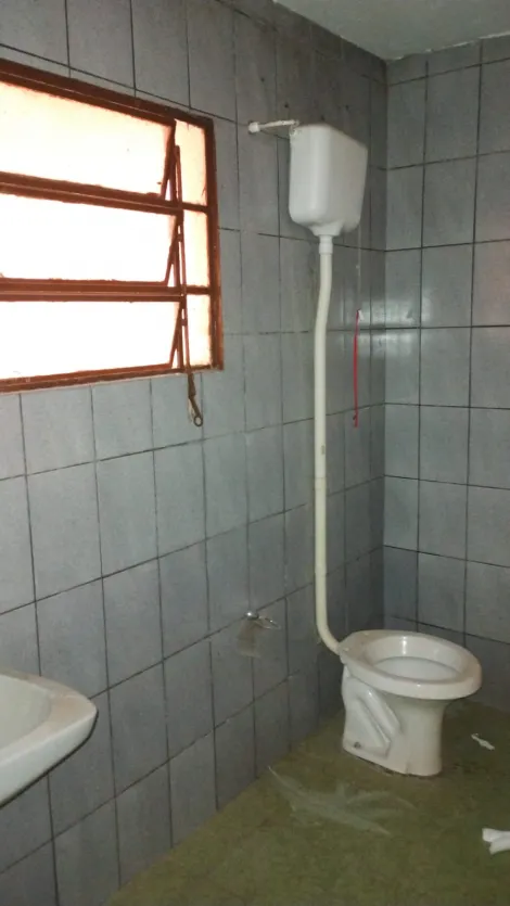 Alugar Casas / Padrão em Ribeirão Preto R$ 900,00 - Foto 11