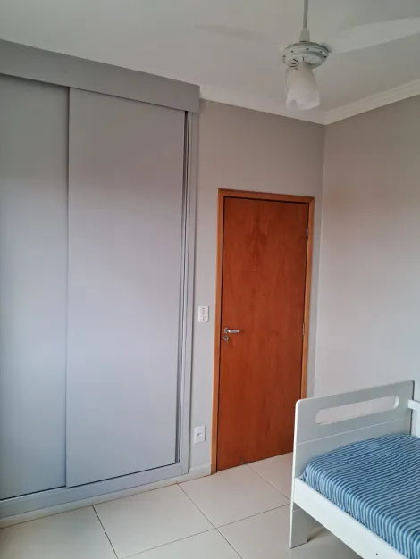 Alugar Apartamentos / Padrão em Ribeirão Preto R$ 1.250,00 - Foto 9