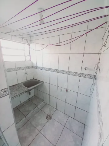 Alugar Apartamentos / Padrão em Ribeirão Preto R$ 780,00 - Foto 3