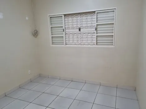 Alugar Casas / Padrão em Ribeirão Preto R$ 2.400,00 - Foto 12