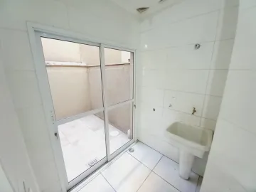 Alugar Apartamentos / Padrão em Ribeirão Preto R$ 1.300,00 - Foto 2