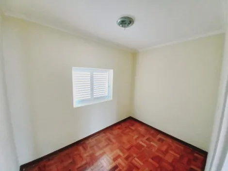 Alugar Casas / Padrão em Ribeirão Preto R$ 1.800,00 - Foto 7