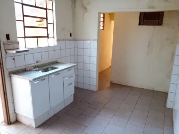 Alugar Casas / Padrão em Ribeirão Preto R$ 500,00 - Foto 8