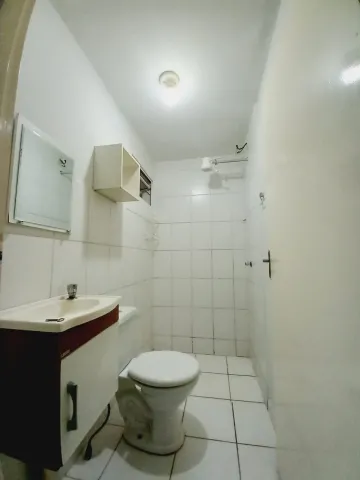 Alugar Apartamentos / Padrão em Ribeirão Preto R$ 950,00 - Foto 4