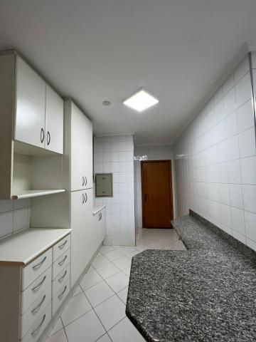 Alugar Apartamentos / Padrão em Ribeirão Preto R$ 2.250,00 - Foto 27