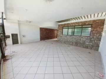 Alugar Casas / Padrão em Ribeirão Preto R$ 1.700,00 - Foto 2